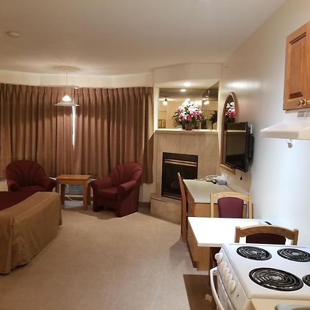 ווייטקורט New Imperial Suites מראה חיצוני תמונה