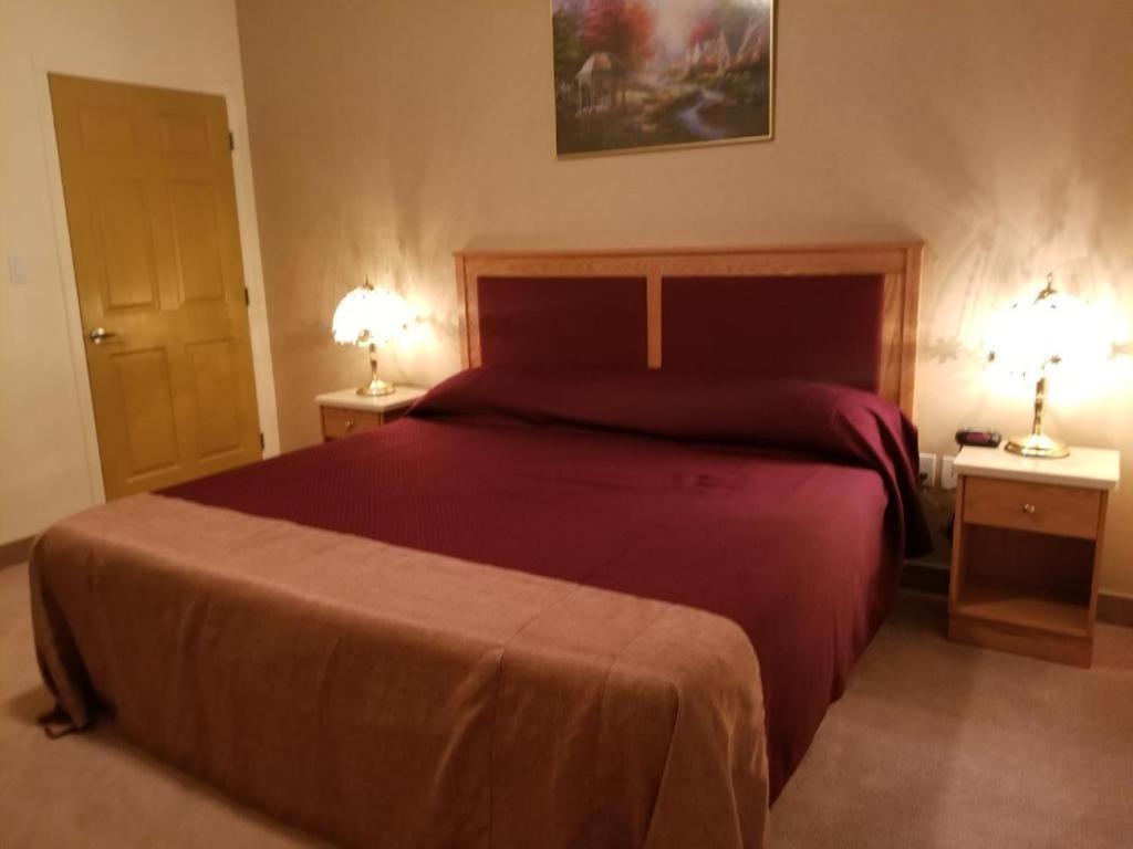 ווייטקורט New Imperial Suites מראה חיצוני תמונה