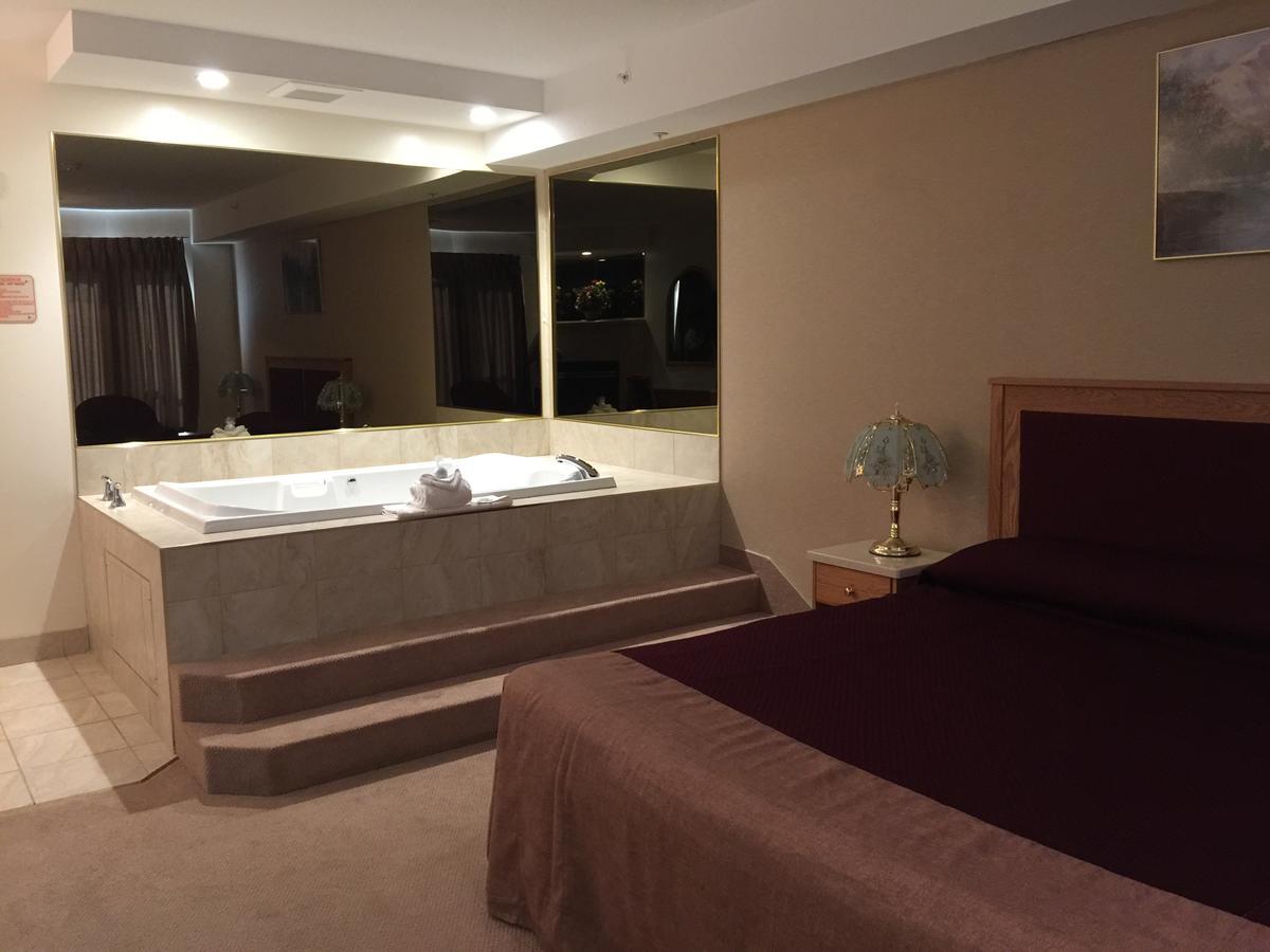 ווייטקורט New Imperial Suites מראה חיצוני תמונה