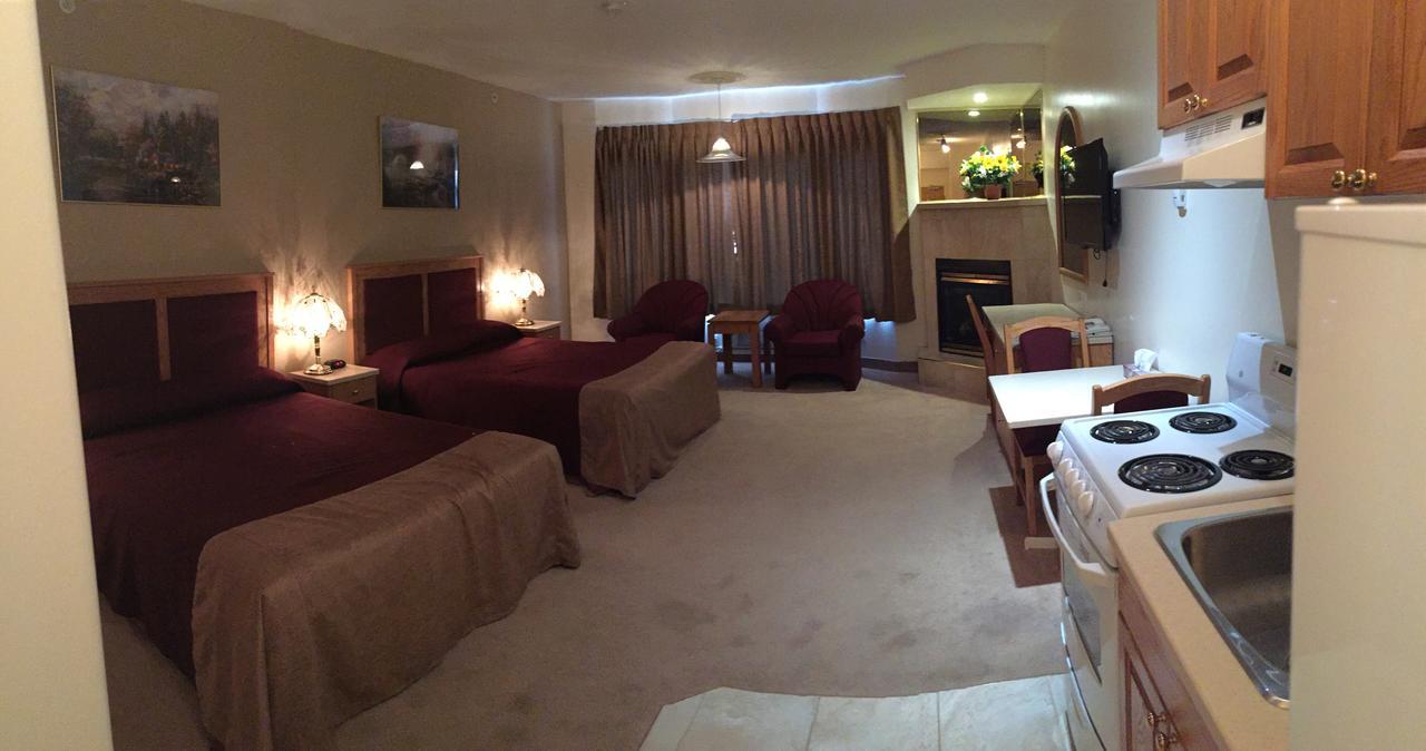 ווייטקורט New Imperial Suites מראה חיצוני תמונה